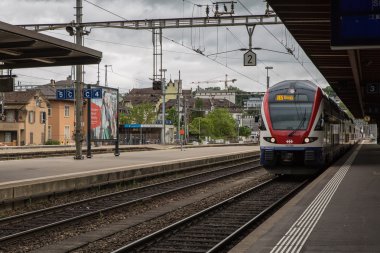  Winterthur platformu tren