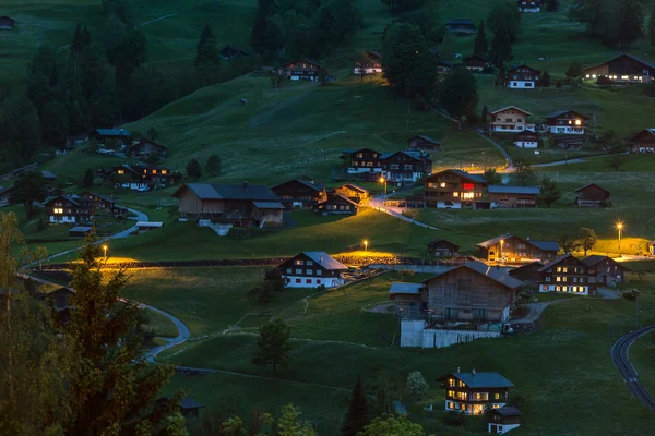 Kleines dorf grindelwald — Stockfoto