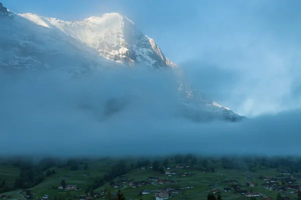 Grindelwald krajobraz rano — Zdjęcie stockowe