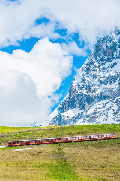 Faimosul Jungfrau Bahn — Fotografie, imagine de stoc