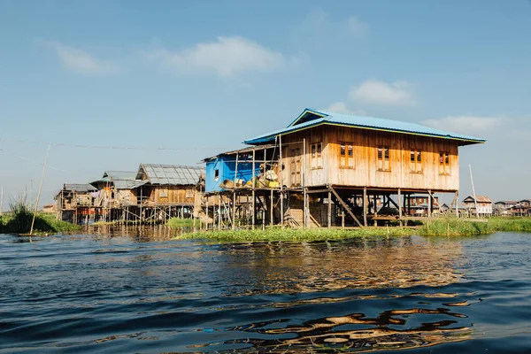 Vila Flutuante Inle Lake Myanma — Fotografia de Stock