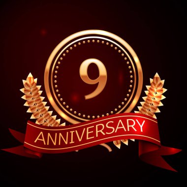 Altın yüzük ve kurdele ile dokuz yıl yıldönümü kutlama.