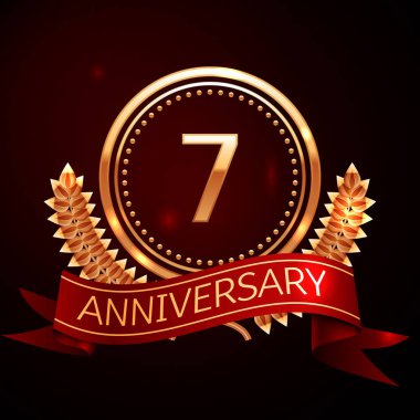 Altın yüzük ve kurdele ile yedi yıl yıldönümü kutlama.