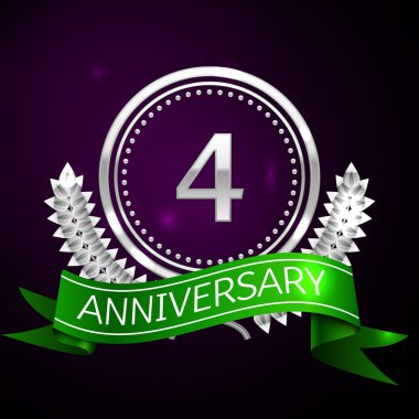 Gümüş Yüzük ve kurdele ile dört yıl yıldönümü kutlama.