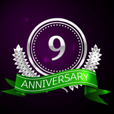 Gümüş Yüzük ve kurdele ile dokuz yıl yıldönümü kutlama.