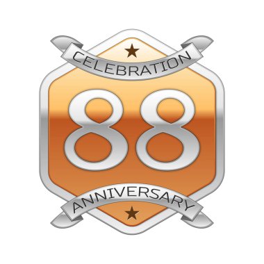 Seksen sekiz yıl yıldönümü kutlama gümüş logosu ile gümüş şerit ve beyaz zemin üzerine altın altıgen süsleme.