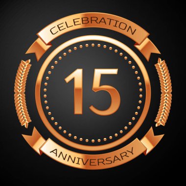 Altın yüzük ve kurdele ile on beş yıl yıldönümü kutlama.