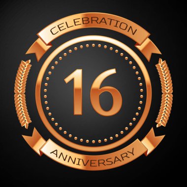 Altın yüzük ve kurdele ile on altı yıl yıldönümü kutlama.