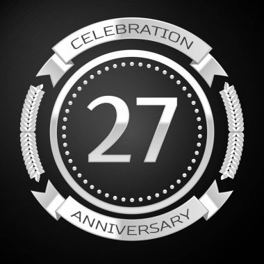 Yirmi yedi yıl yıldönümü kutlamaları gümüş halkalı ve siyah arka plan üzerine şerit. Vektör çizim