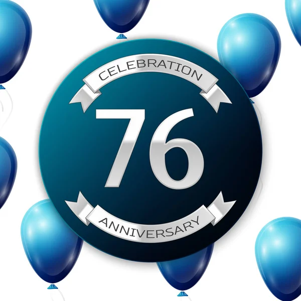 Mavi daire kağıt afiş gümüş kurdele ile gümüş sayı yetmiş altı yıl yıldönümü kutlamaları. Beyaz arka plan üzerinde gerçekçi mavi balonlar kurdele ile. Vektör çizim.