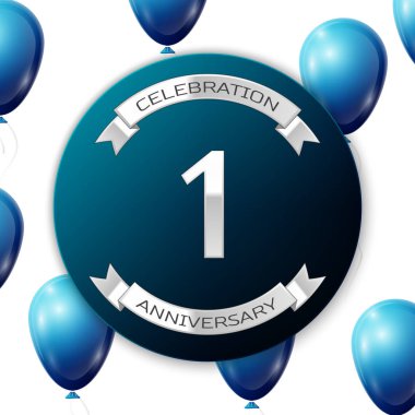 Gümüş bir yıl yıldönümü kutlama mavi daire kağıt afiş gümüş kurdele ile. Beyaz arka plan üzerinde gerçekçi mavi balonlar kurdele ile. Vektör çizim.