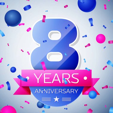 Sekiz yıl yıldönümü kutlamaları gri arka plan üzerinde. Yıldönümü şerit