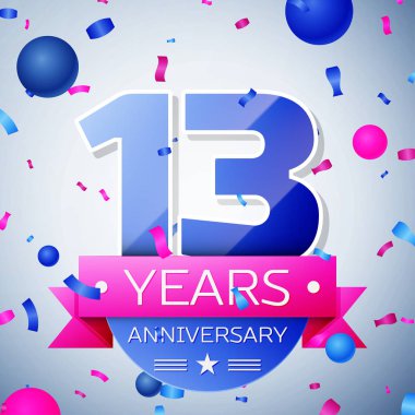 On üç yıl yıldönümü kutlamaları gri arka plan üzerinde. Yıldönümü şerit