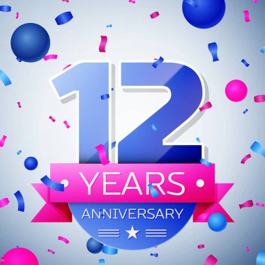 On iki yıl yıldönümü kutlamaları gri arka plan üzerinde. Yıldönümü şerit