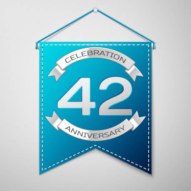 Mavi flama yazıt kırk iki yıl yıldönümü kutlama tasarım üzerinde gri bir arka plan ile. Gümüş şerit. Doğum günü partin için renkli şablon öğeleri. Vektör çizim