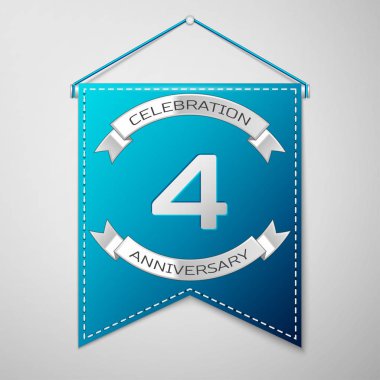 Mavi flama yazıt dört yıl yıldönümü kutlama tasarım üzerinde gri bir arka plan ile. Gümüş şerit. Doğum günü partin için renkli şablon öğeleri. Vektör çizim
