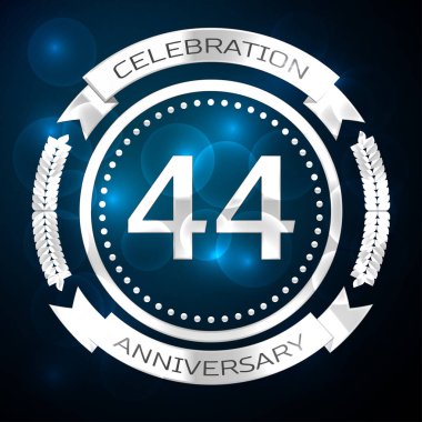 Kırk dört yıl yıldönümü kutlamaları gümüş yüzük ve şerit üzerinde mavi arka plan ile. Vektör çizim