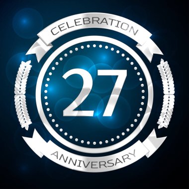 Yirmi yedi yıl yıldönümü kutlamaları gümüş yüzük ve şerit üzerinde mavi arka plan ile. Vektör çizim