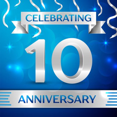 On yıl yıldönümü kutlama tasarım. Konfeti ve gümüş şerit mavi arka plan üzerinde. Doğum günü partin için renkli vektör şablon öğeleri. Yıldönümü şerit