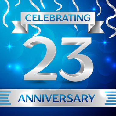 Yirmi üç yıl yıldönümü kutlama tasarım. Konfeti ve gümüş şerit mavi arka plan üzerinde. Doğum günü partin için renkli vektör şablon öğeleri. Yıldönümü şerit