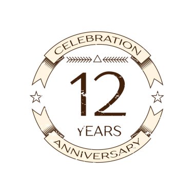 Gerçekçi on iki yıl yıldönümü kutlama logo halkalı ve şerit beyaz arka plan üzerinde. Tasarımınız için vektör şablonu