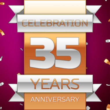 Gerçekçi otuz beş yıl yıldönümü kutlama tasarım. Gümüş ve altın şerit, mor zemin üzerine konfeti. Doğum günü partin için renkli vektör şablon öğeleri. Yıldönümü şerit