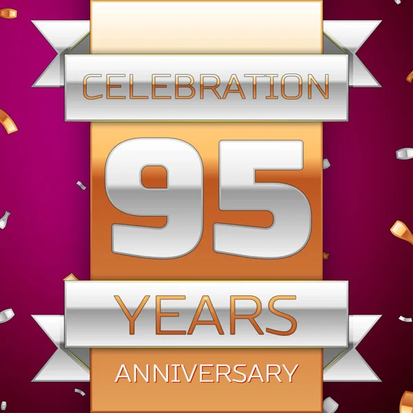 Realistické devadesát pět let výročí oslav Design. Stříbrná a zlatá stuha, konfety na fialovém pozadí. Barevné vektorové prvky šablony pro vaši narozeninovou oslavu. Výročí stuha — Stockový vektor