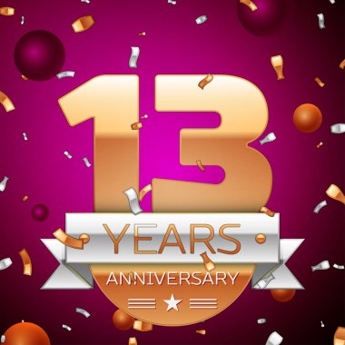 Gerçekçi on üç yıl yıldönümü kutlama tasarım. Golden numaraları ve gümüş şerit, mor zemin üzerine konfeti. Doğum günü partin için renkli vektör şablon öğeleri