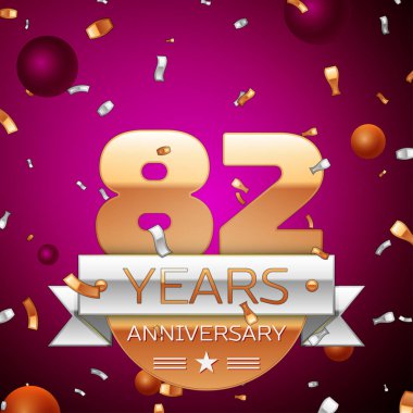 Gerçekçi seksen iki yıl yıldönümü kutlama tasarım. Golden numaraları ve gümüş şerit, mor zemin üzerine konfeti. Doğum günü partin için renkli vektör şablon öğeleri