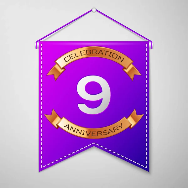 Фиолетовый пенал с надписью Nine Years Anniversary Design на сером фоне. Золотая лента. Цветные элементы шаблона для вашего дня рождения. Векторная иллюстрация — стоковый вектор