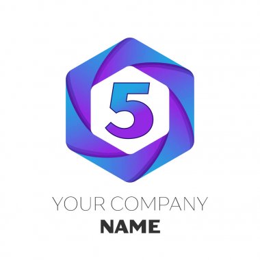 Gerçekçi beş numaralı vektör logo simge renkli beyaz zemin üzerine altıgen. Tasarımınız için vektör şablonu