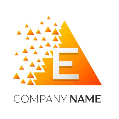 Gerçekçi harf E vektör logo simge ile parçalanmış bloklar beyaz arka plan üzerinde renkli üçgen. Tasarımınız için vektör şablonu