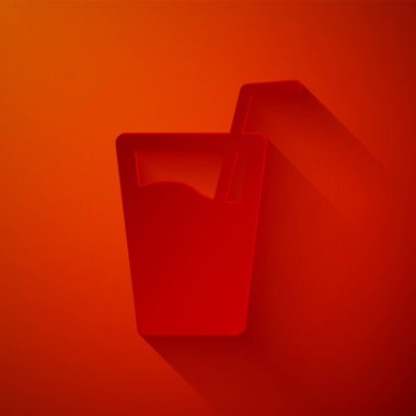 Kağıt, kırmızı arka planda izole edilmiş içme ikonu için su ve tüp ile cam kesti. Soda bardağı. Kağıt sanatı tarzı. Vektör İllüstrasyonu