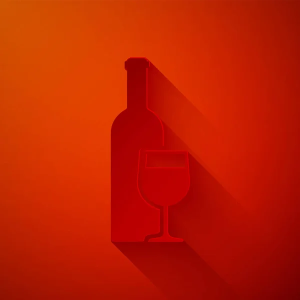 Carta tagliata bottiglia di vino con icona di vetro di vino isolato su sfondo rosso. Stile cartaceo. Illustrazione vettoriale — Vettoriale Stock