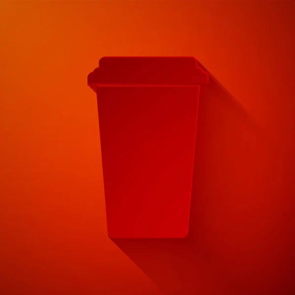 Papel cortado ícone xícara de café isolado no fundo vermelho. Copo de café descartável com café quente. Estilo de arte de papel. Ilustração vetorial — Vetor de Stock