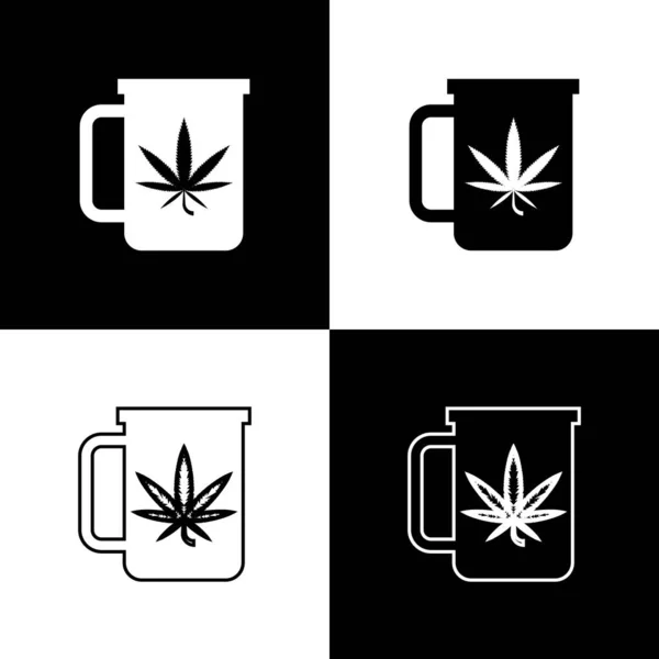 Ställ kopp te med marijuana eller cannabisblad ikonen isolerad på svart och vit bakgrund. Marijuana legalisering. Hampa symbol. Vektor illustration — Stock vektor
