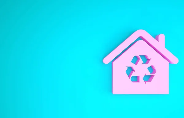 Pink Eco House con icono de símbolo de reciclaje aislado sobre fondo azul. Ecología hogar con flechas de reciclaje. Concepto minimalista. 3D ilustración 3D render —  Fotos de Stock