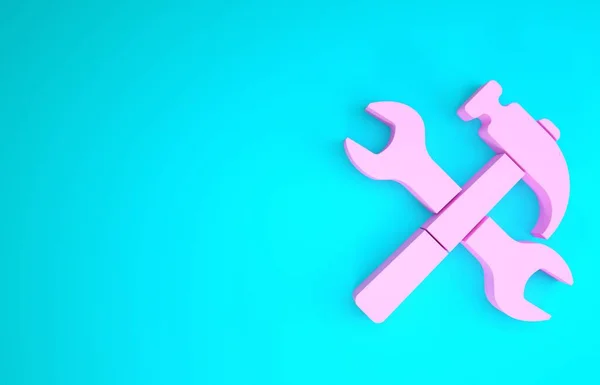 Рожевий хрестоподібний молоток і значок ключа ізольовані на синьому фоні. Апаратні засоби. Концепція мінімалізму. 3D ілюстрація 3D рендеринга — стокове фото