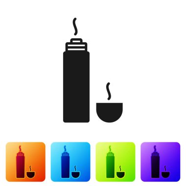 Beyaz arka planda siyah termos konteynır simgesi izole edildi. Termo matara ikonu. Kamp ve yürüyüş ekipmanları. Renkli kare düğmelerle simgeleri ayarla. Vektör İllüstrasyonu