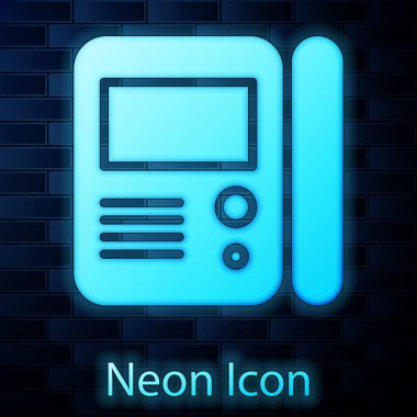 Parlayan neon evi dahili iletişim sistemi simgesi tuğla duvar arka planında izole edildi. Vektör İllüstrasyonu