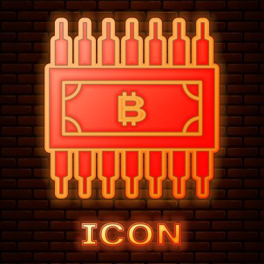Tuğla duvar arka planda izole mikroçip devre simgesi ile daire içinde parlayan neon Cryptocurrency bitcoin. Blockchain teknolojisi, dijital para piyasası. Vektör İllüstrasyonu
