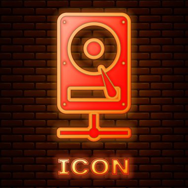 Tuğla duvar arka planda izole ağ simgesi paylaşan Neon sert disk sürücü parlayan. Vektör Illustration