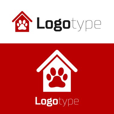 Kırmızı Köpek Evi ve pati izi ikonu beyaz arka planda izole edilmiş. Köpek kulübesi. Logo tasarım şablonu elemanı. Vektör İllüstrasyonu