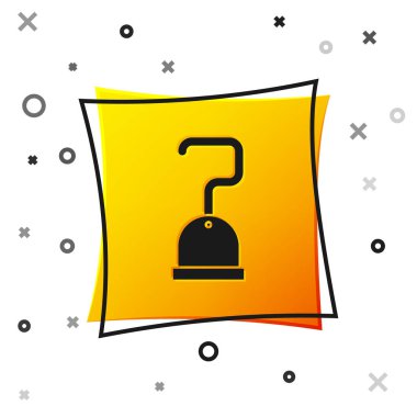 Siyah Korsan kanca simgesi beyaz arkaplanda izole edildi. Sarı kare düğme. Vektör İllüstrasyonu