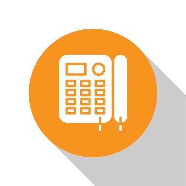 Beyaz Telefon simgesi beyaz arkaplanda izole edildi. Sabit telefon. Turuncu daire düğmesi. Vektör İllüstrasyonu