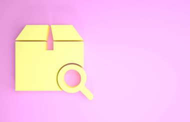 Sarı Arama paket simgesi pembe arkaplanda izole edildi. Paket izleme sembolü. Büyüteç ve karton kutu. Lojistik ve teslimat. Minimalizm kavramı. 3d illüstrasyon 3d canlandırma
