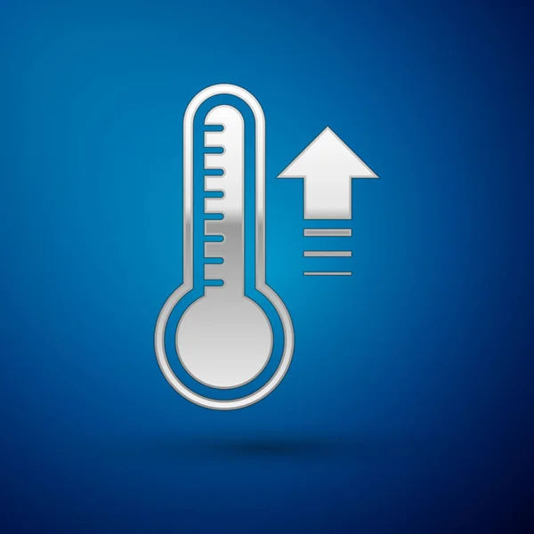Termômetro de Meteorologia de Prata medindo calor e ícone frio isolado no fundo azul. Equipamento termômetro mostrando clima quente ou frio. Ilustração vetorial —  Vetores de Stock
