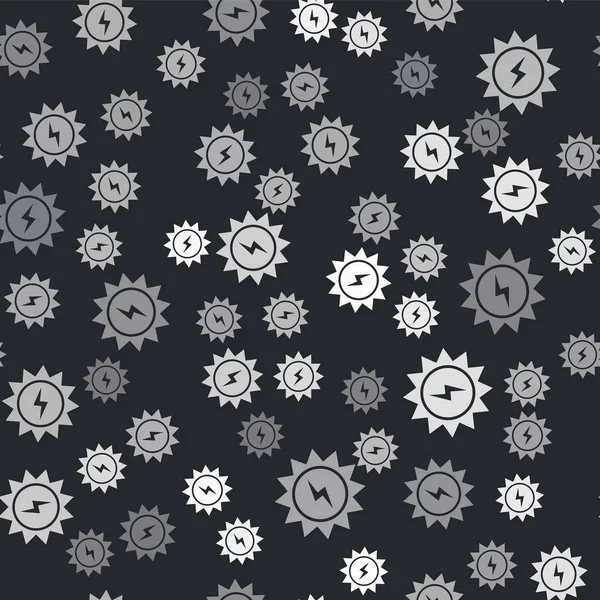 Grey Solar energy panel icon isolated seamless pattern on black background. Sun with lightning symbol. Vector Illustration — Stock Vector