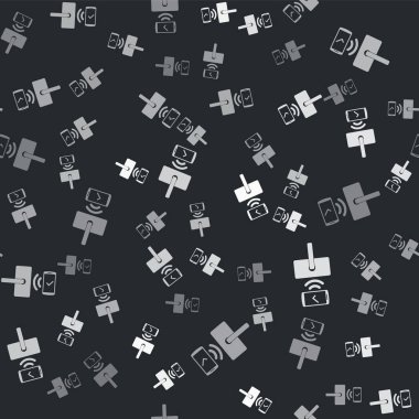 Siyah arkaplanda izole edilmiş ikonu açmak için kablosuz teknolojiye sahip gri dijital kapı kilidi. Kapı kolu tabelası. Güvenlik akıllı ev. Vektör İllüstrasyonu