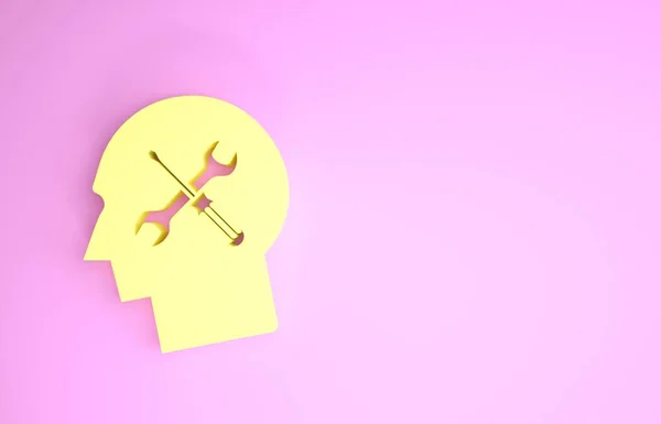 Tête humaine jaune avec tournevis et icône clé isolée sur fond rose. Intelligence artificielle. Travail symbolique du cerveau. Concept de minimalisme. Illustration 3D rendu 3D — Photo